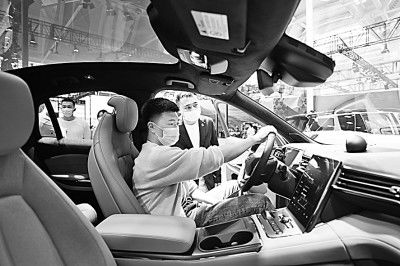 市场销售火，涨价何时休？探寻新能源汽车市场走势