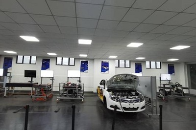 2022年武汉船舶职业技术学院单招专业介绍与新能源汽车整车销售专业解析